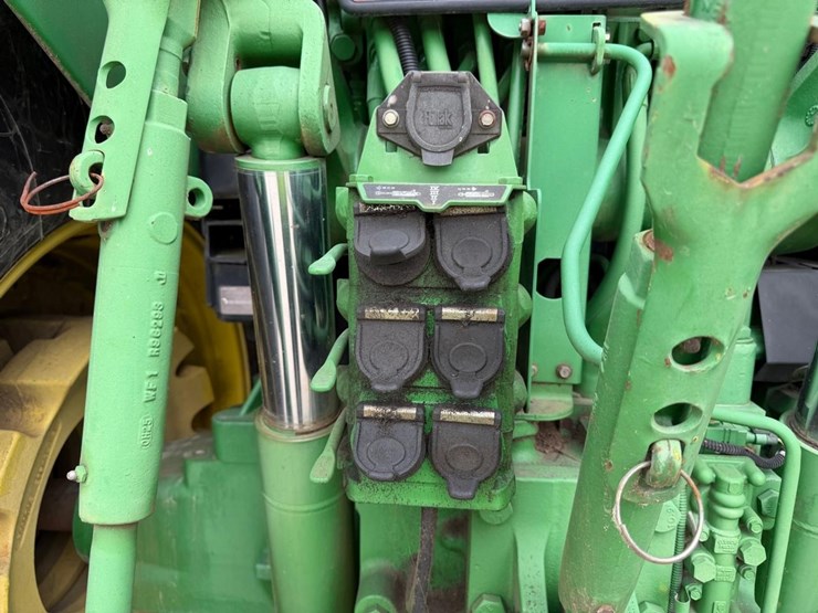 2000-john-deere-7810-image-19