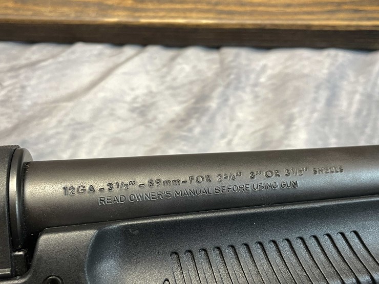 #2340-•-benelli-supernova-12-ga.-pump-action-shotgun,-sn:-z1096898l-image-18