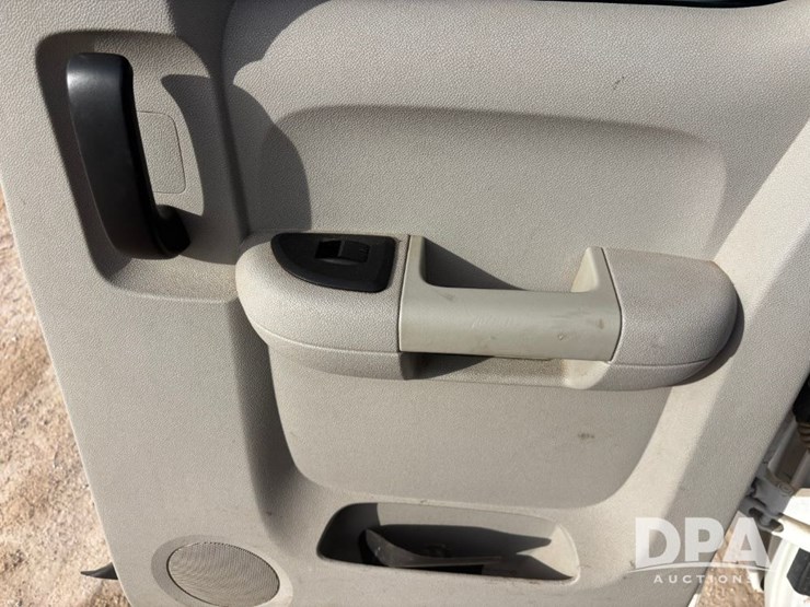 chevrolet-silverado-2500hd-image-59