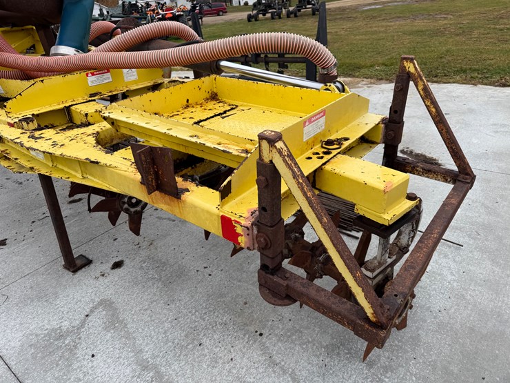 #1152-•-25'-aerway-with-fold-up-wings-(north-freedom,-wi)-image-13