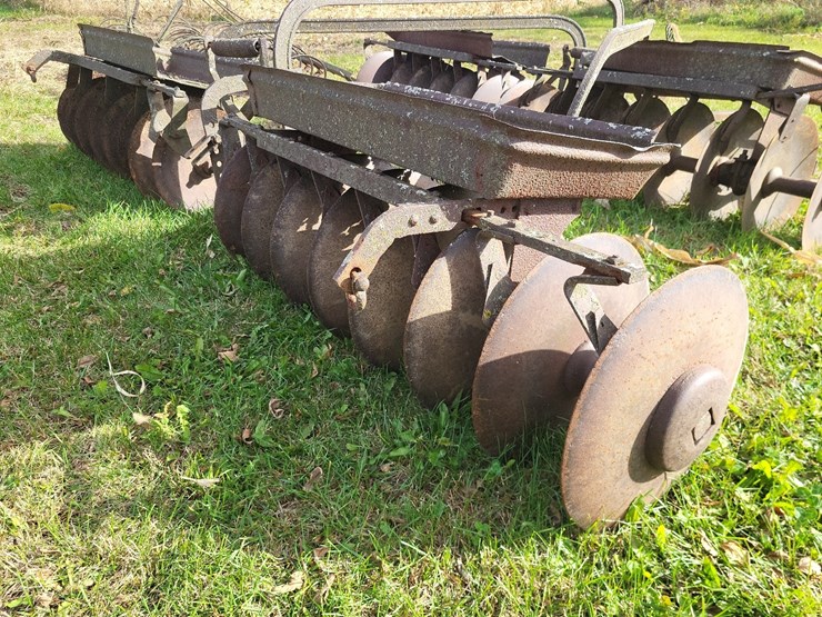 rolling-tractor-tandem-disk-image-14