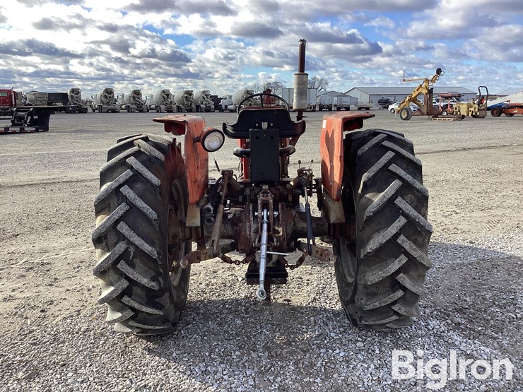massey-ferguson-165-image-6
