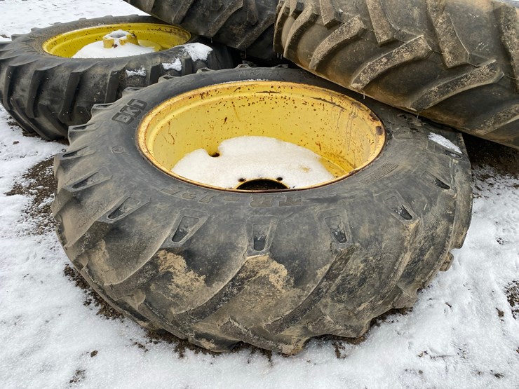 john-deere-10-image-4