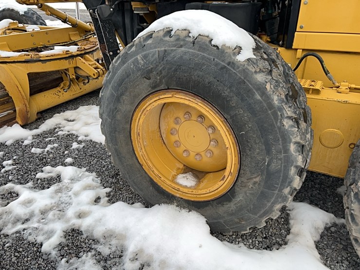 caterpillar-120m-image-17