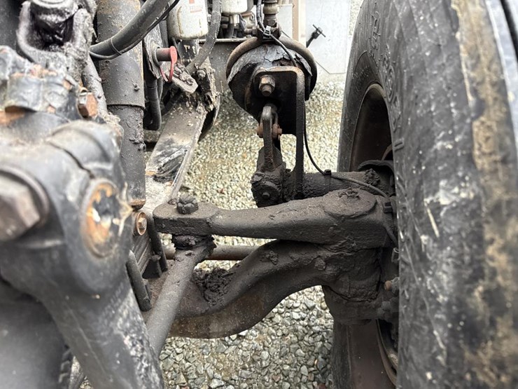 1999-peterbilt-379-image-70