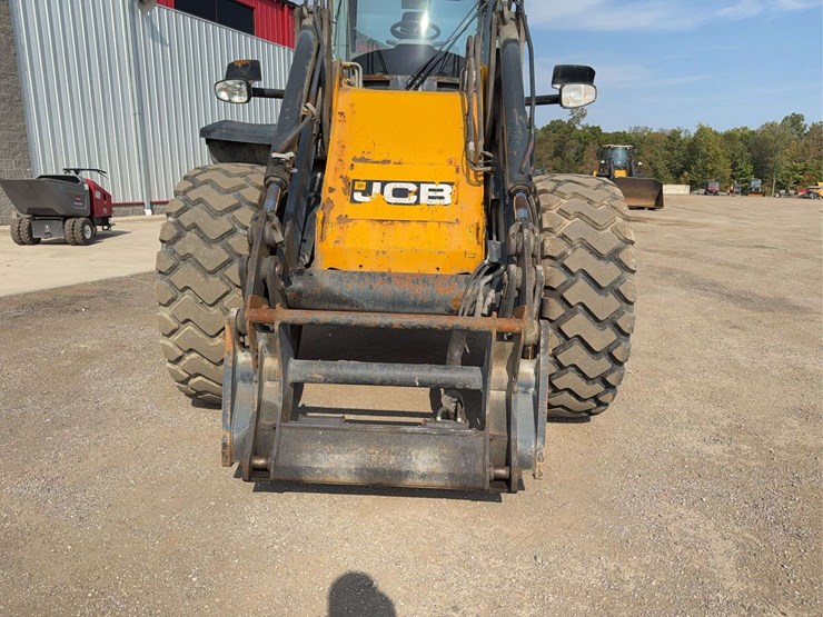 jcb-427ht-image-26