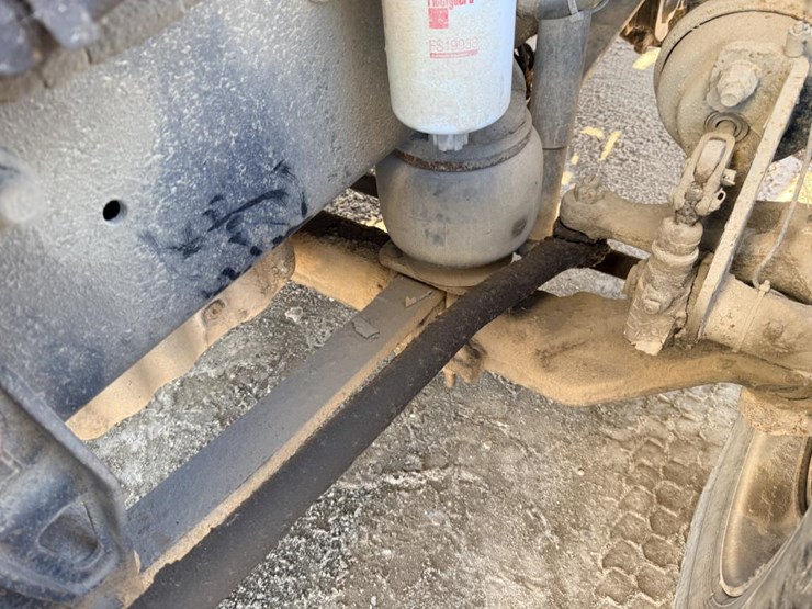 2007-freightliner-columbia-120-image-39