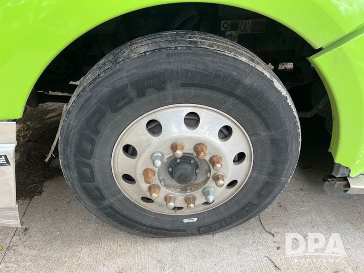 kenworth-t680-image-15