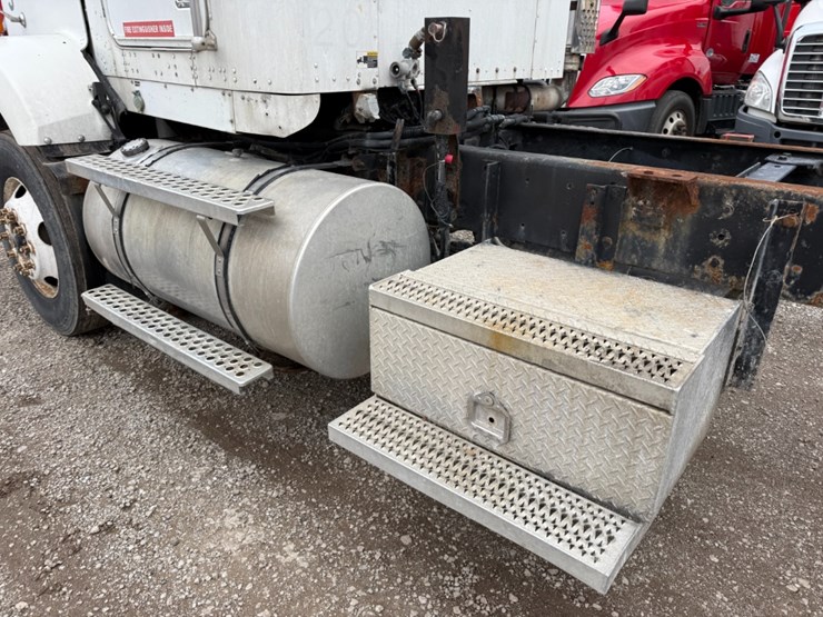 kenworth-t800-image-6