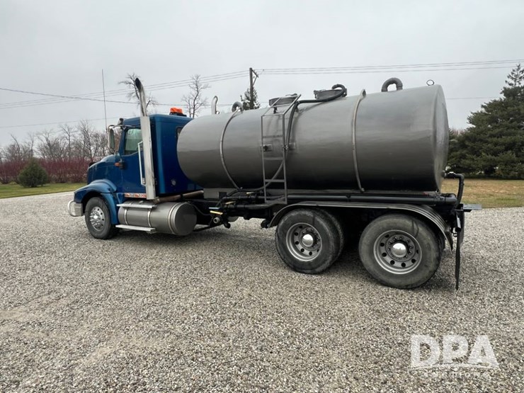 2006-international-9400-eagle-image-5