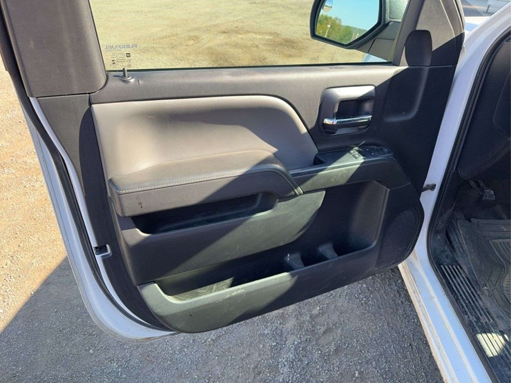 2014-gmc-sierra-1500-image-39