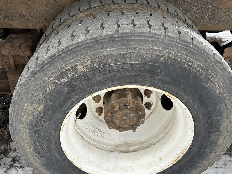 1995-international-4900-image-4