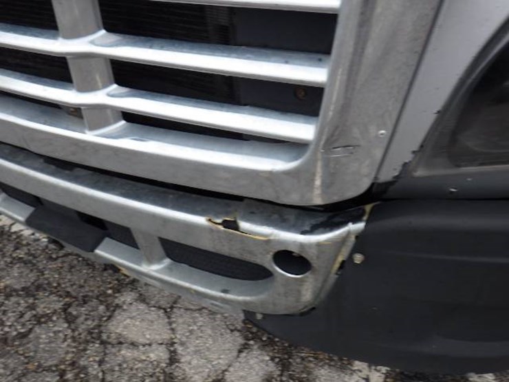 2019-freightliner-cascadia-125-image-3