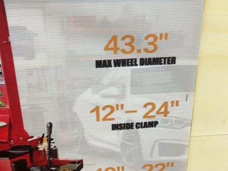 landhonor-24in-semi-auto-tire-changer-image-3