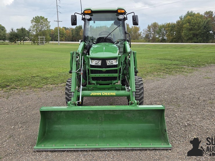 john-deere-4066r-image-2