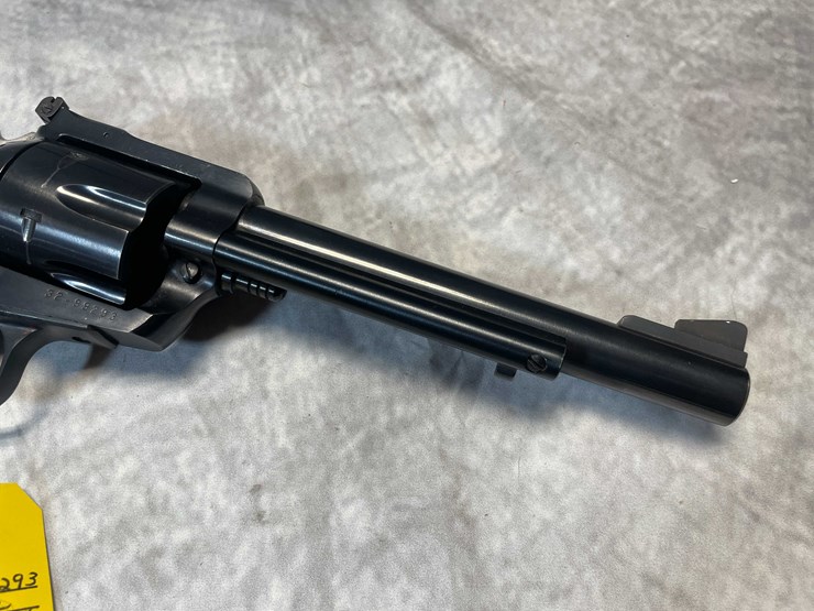 #2452-•-ruger-blackhawk-357-mag-revolver,-sn:-32-99293-image-4