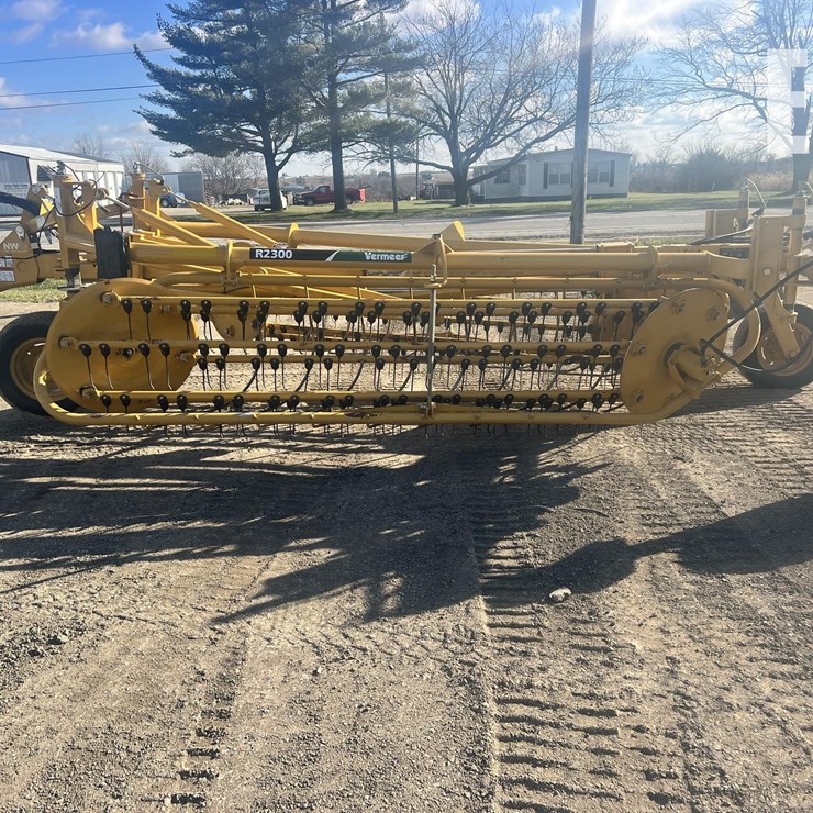 VERMEER R2300