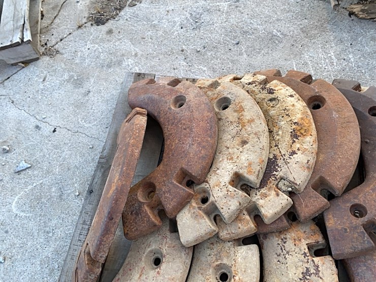 6---ih-split-wheel-weights-(-12-halves)-image-7