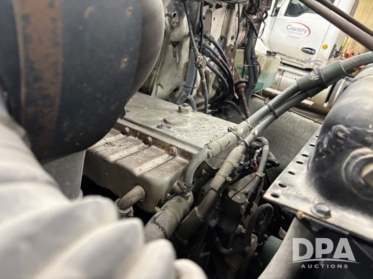 1989-international-2375-plow-truck-(dr12639-unit-215)-image-16