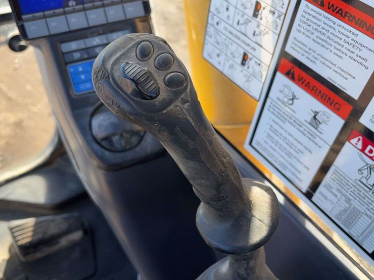 komatsu-pc210-lc-10-image-66