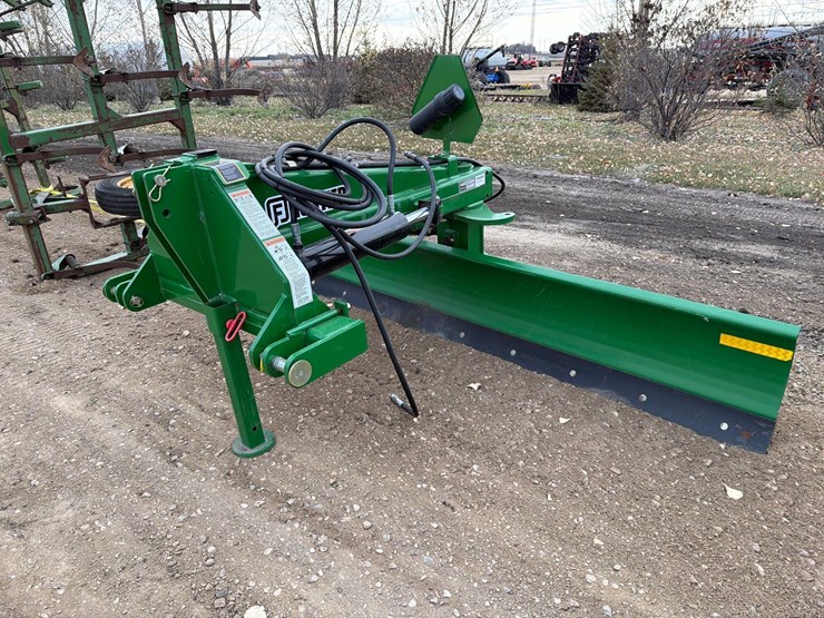 2023-frontier-blade-image-1