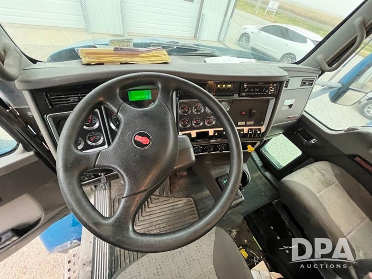 kenworth-t440-image-57