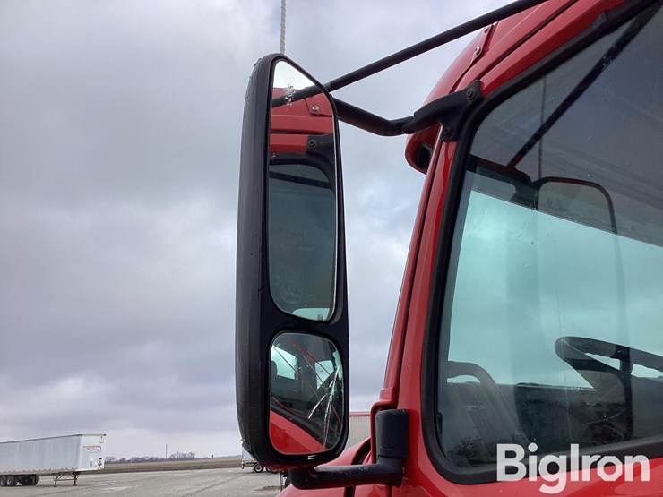 2002-volvo-vnl-t/a-truck-tractor-image-17