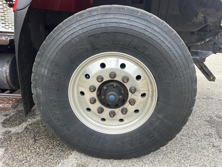 #1673-•-2002-international-workstar-tri-axle-dump-truck-image-75