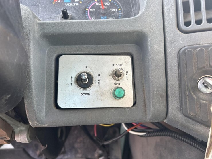 international-4000-image-105