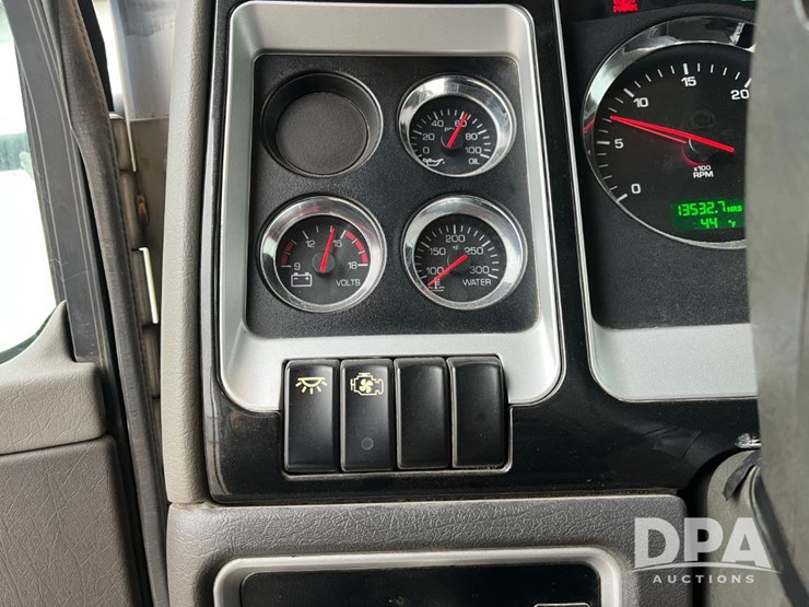 kenworth-t440-image-62