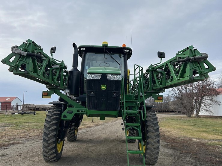 2017-john-deere-r4038-image-2