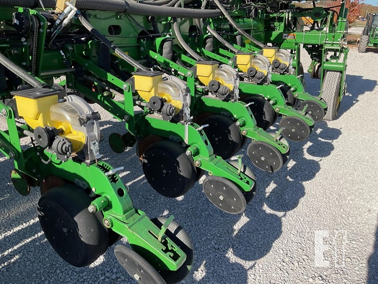 john-deere-1770-ccs-image-45