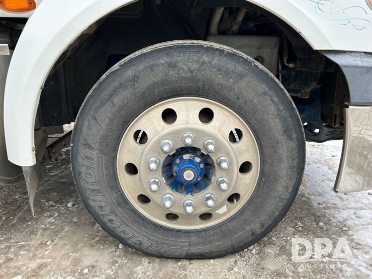 international-prostar-image-64