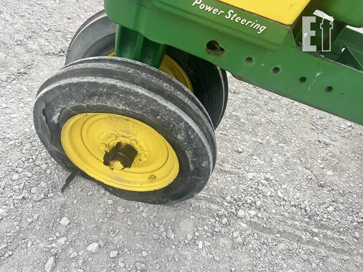john-deere-530-image-13