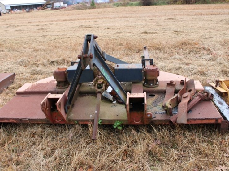 8'-bush-hog-on-3-pt-hitch-needs-repair-image-4