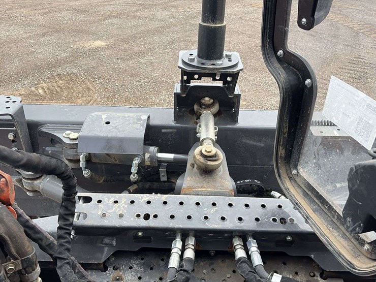 2021-case-dl550-image-51