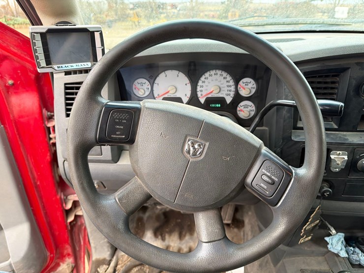 2008-dodge-3500-image-35