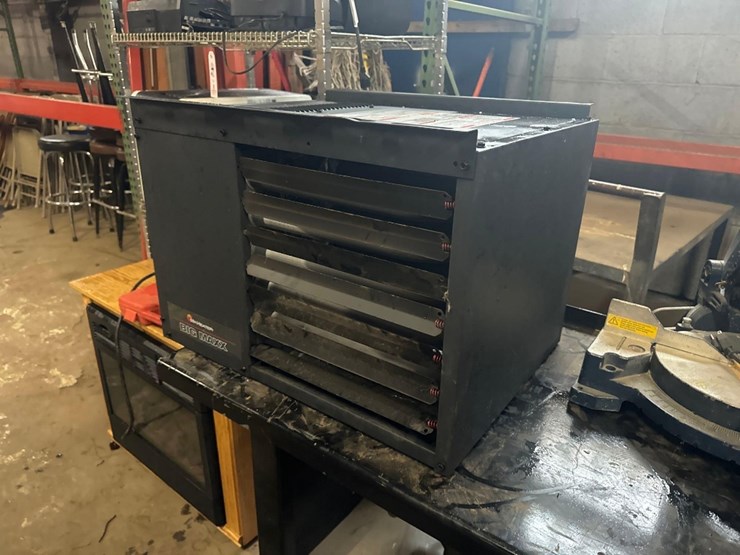 mr-heater-big-maxx-natural-gas-heater-image-1