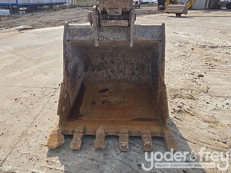 2023-sany-sy225-image-11