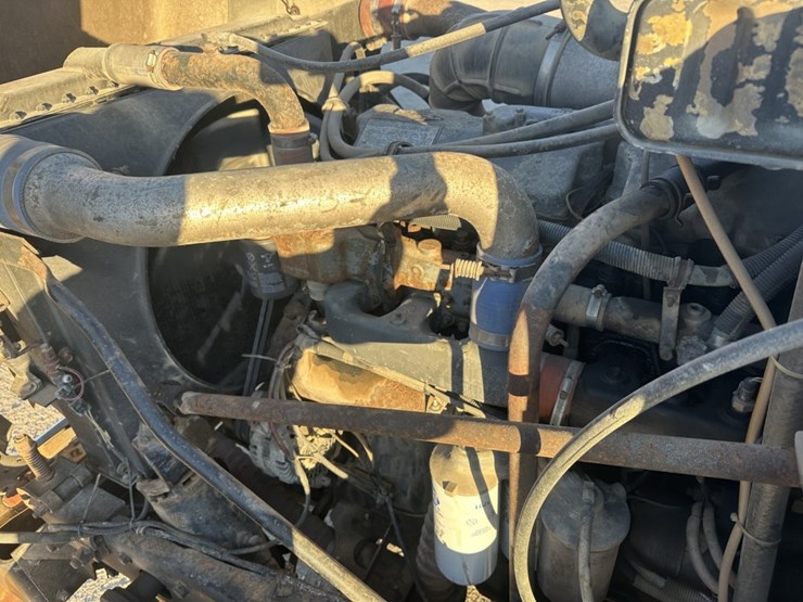 mack-rd688s-image-46