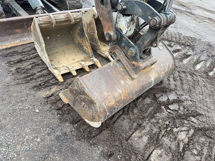 2020-bobcat-e42-image-51