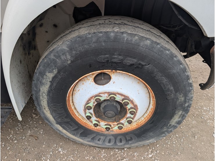 international-durastar-4300-image-13