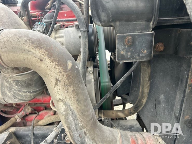 international-9900i-image-37