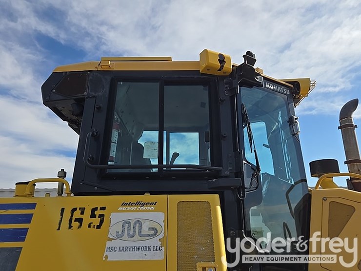 2018-komatsu-d61pxi-24-image-91