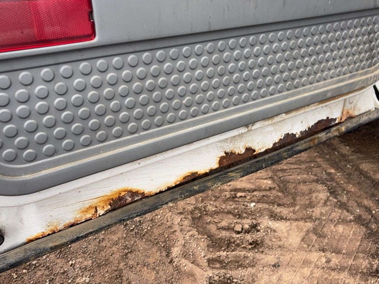 2004-ford-f350-image-24