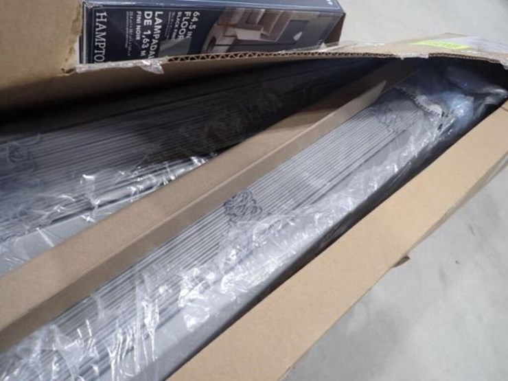 qty-of-(2)-maxxmar-35-in.-x-40-in.-blinds-image-7