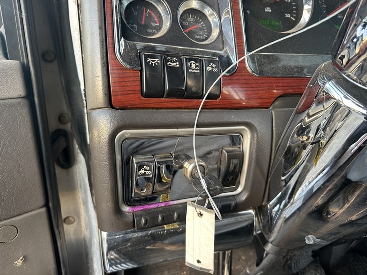 2006-kenworth-t600b-image-48