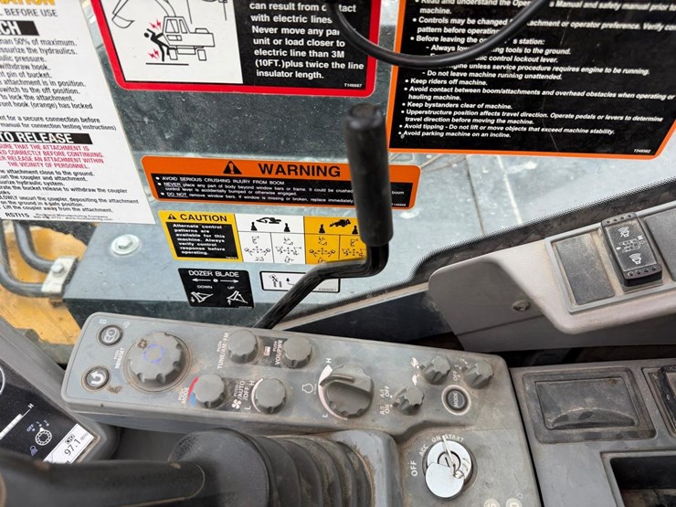 2018-deere-85g-image-36