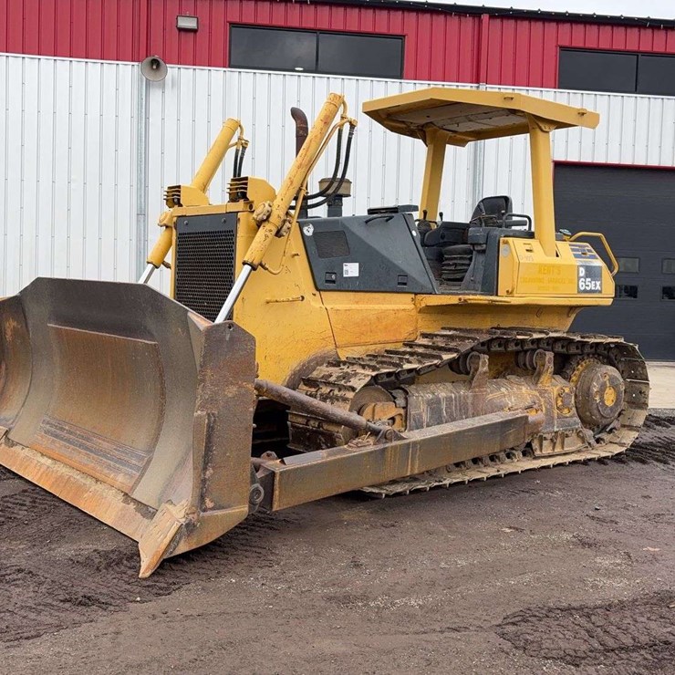 2002 KOMATSU D65EX