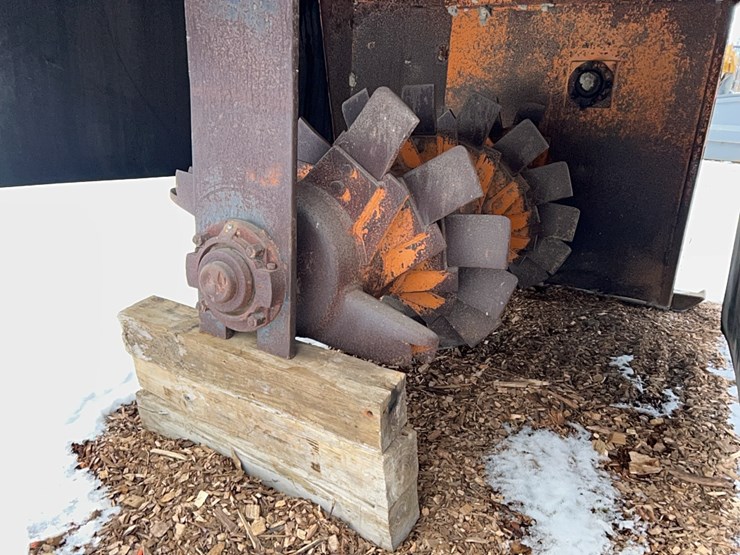 caterpillar-3208-image-3